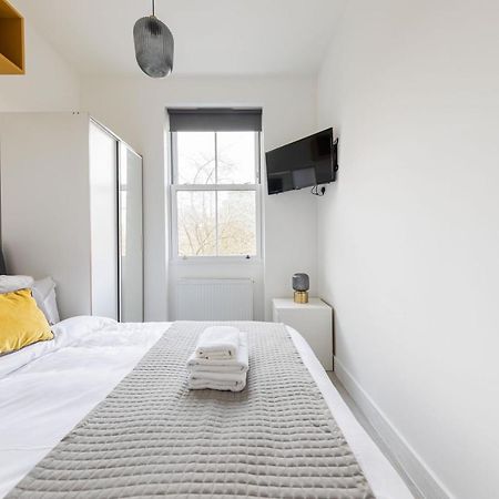 Cozy Ensuite Bedroom For Two Near Tufnell Park London Ngoại thất bức ảnh